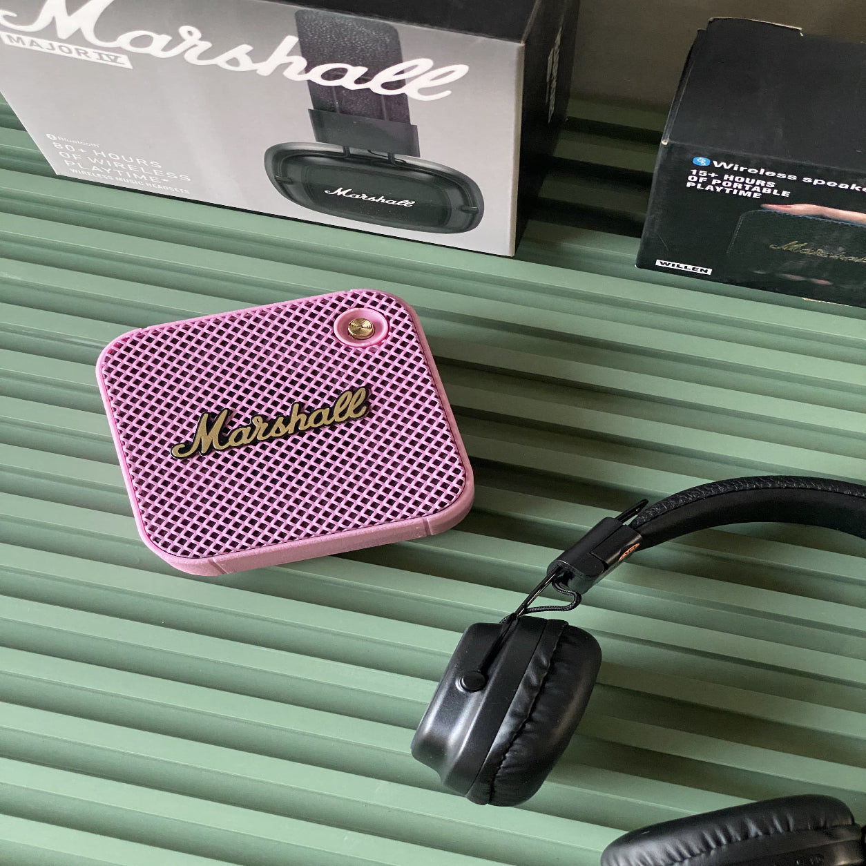 Marsh Signature Combo: Major IV Headphones + Portable Bluetooth Speaker
