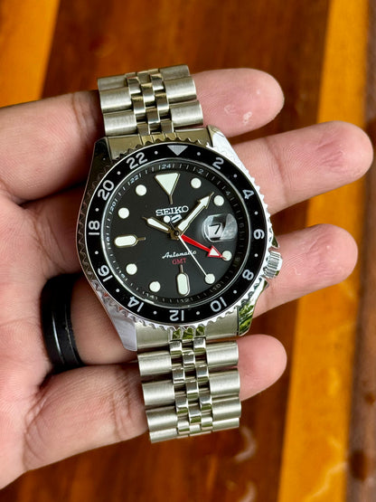 Seiko 5 GMT QUARTZ